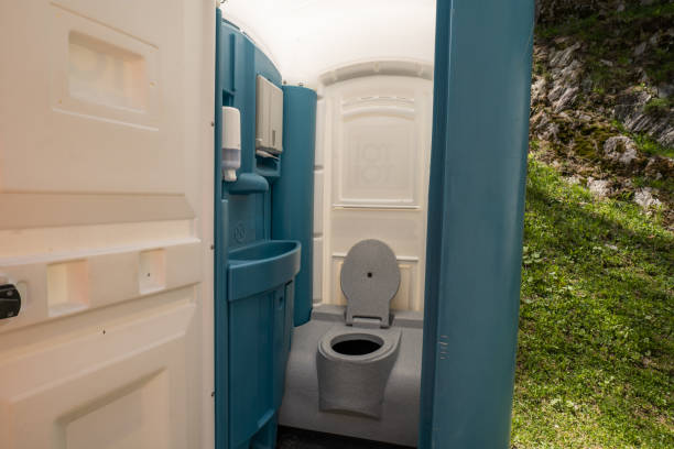 Best Affordable porta potty rental  in Breese, IL