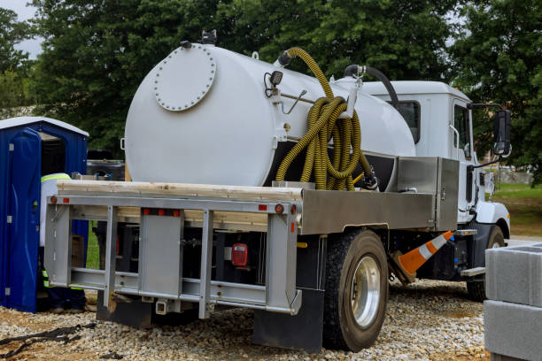 Best Portable toilet rental for construction  in Breese, IL